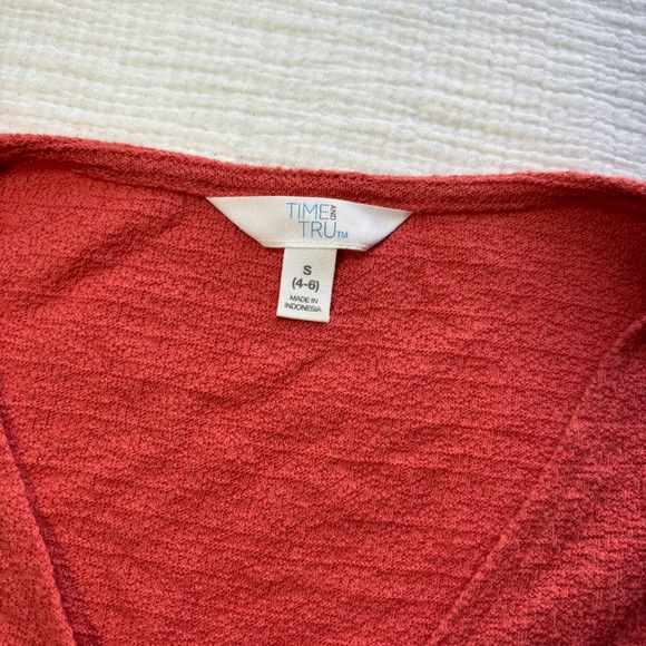 Time and Tru Women's Coral Short Sleeve Top - Picture 4 of 4